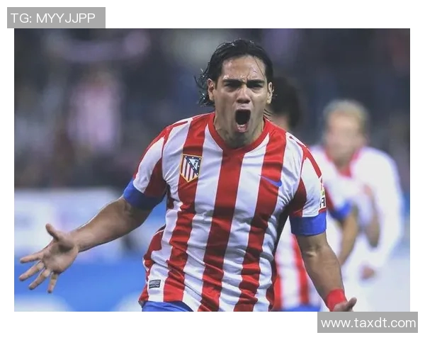 爆牙足球明星的真实身份揭秘及其在足球界的影响力分析